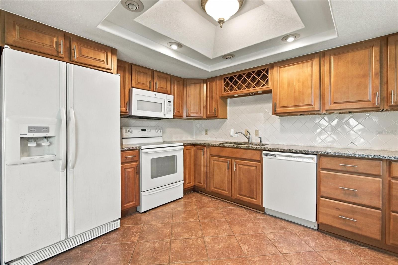 18116 Edgewater Dr Property Photo 19