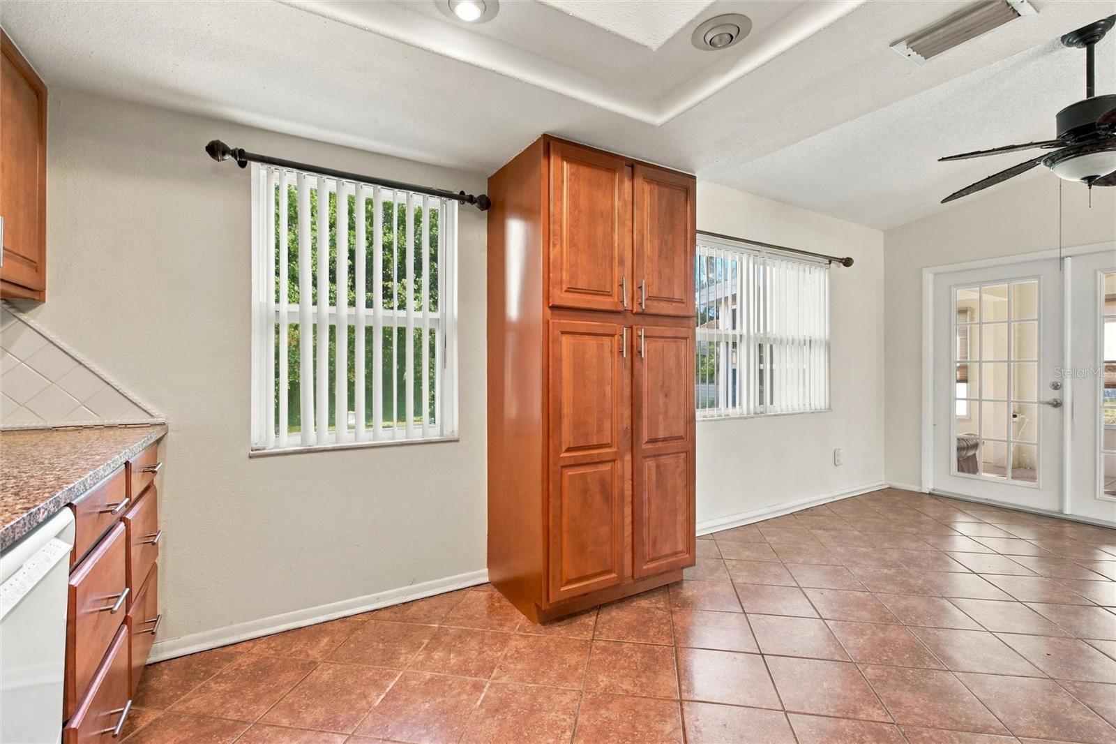 18116 Edgewater Dr Property Photo 21