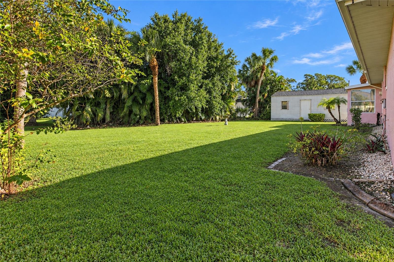 18116 Edgewater Dr Property Photo 38