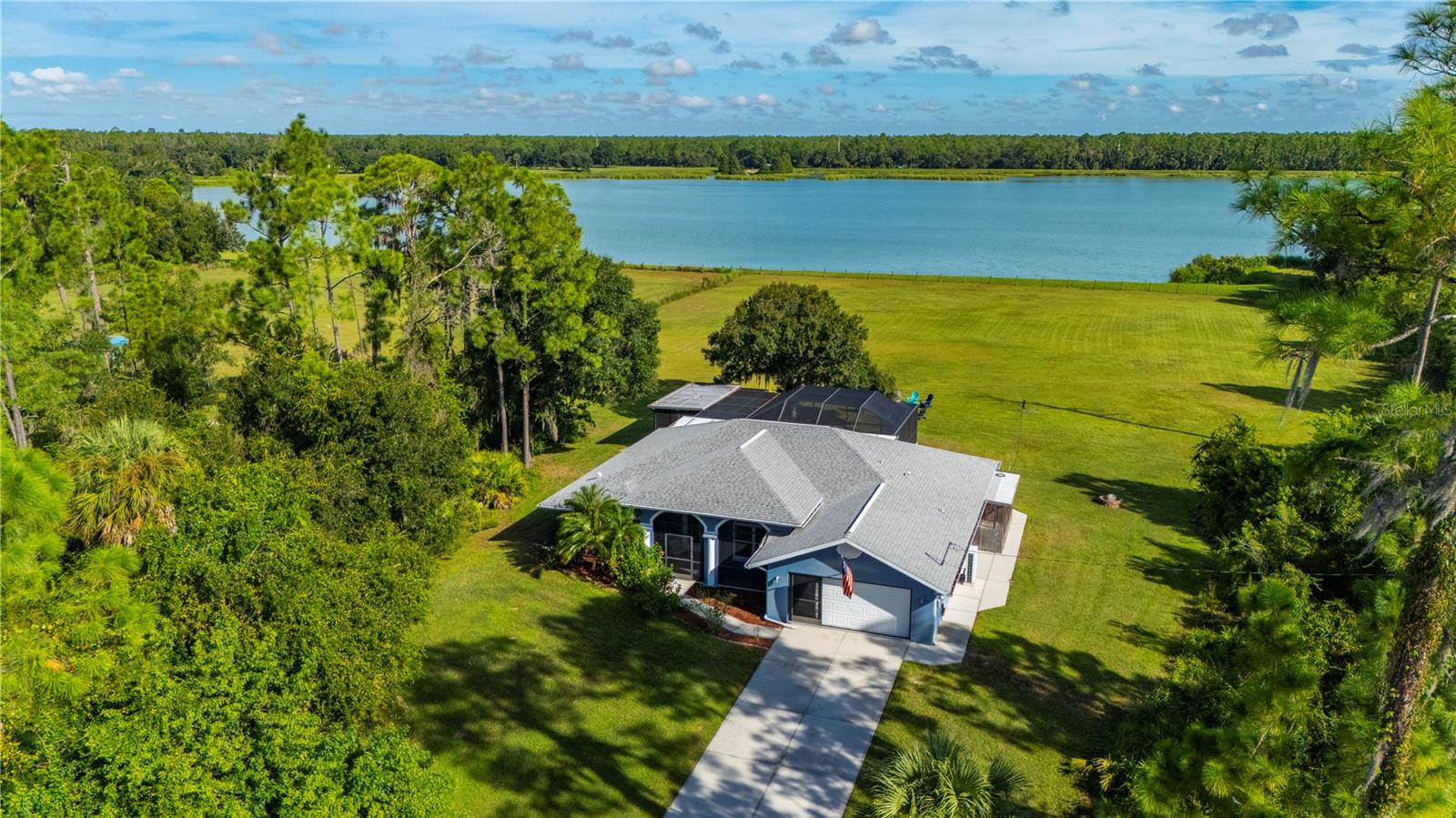 2508 Tropicaire Blvd Property Photo