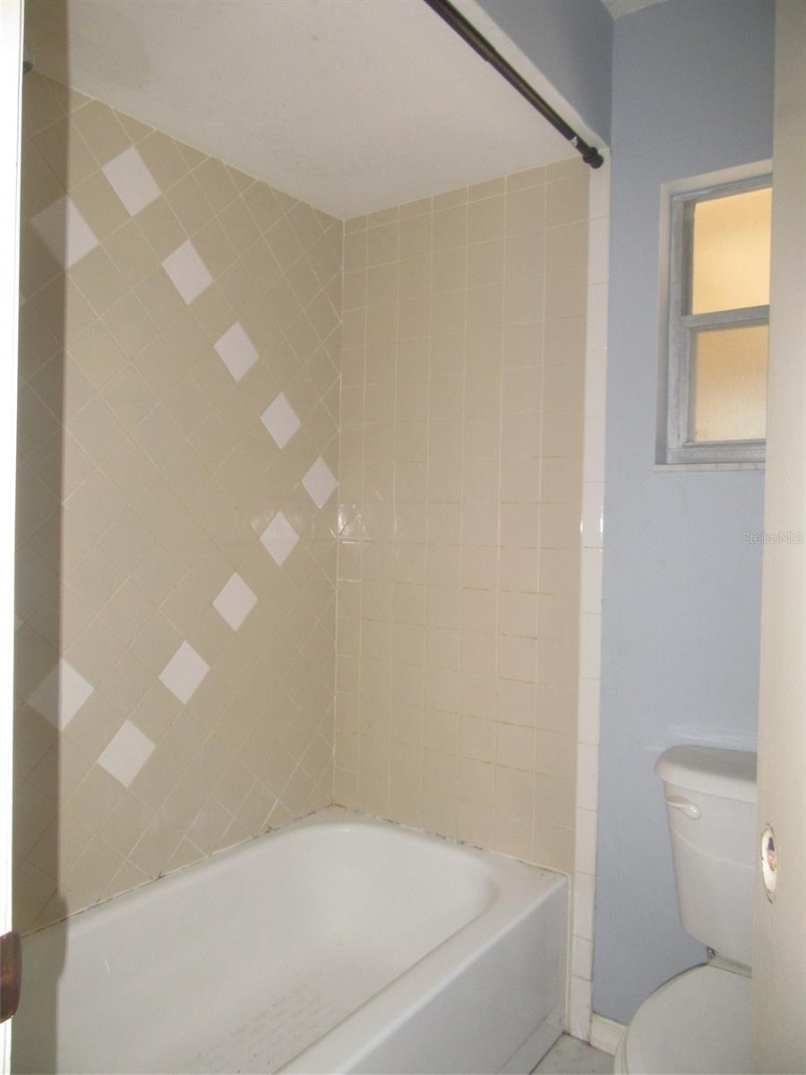 2256 Lion Ter Property Photo 11