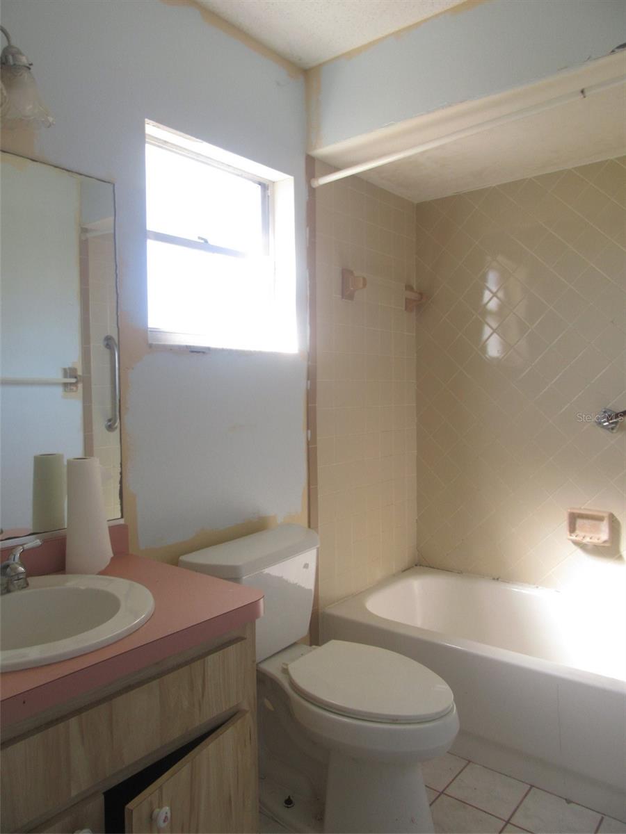 2256 Lion Ter Property Photo 15