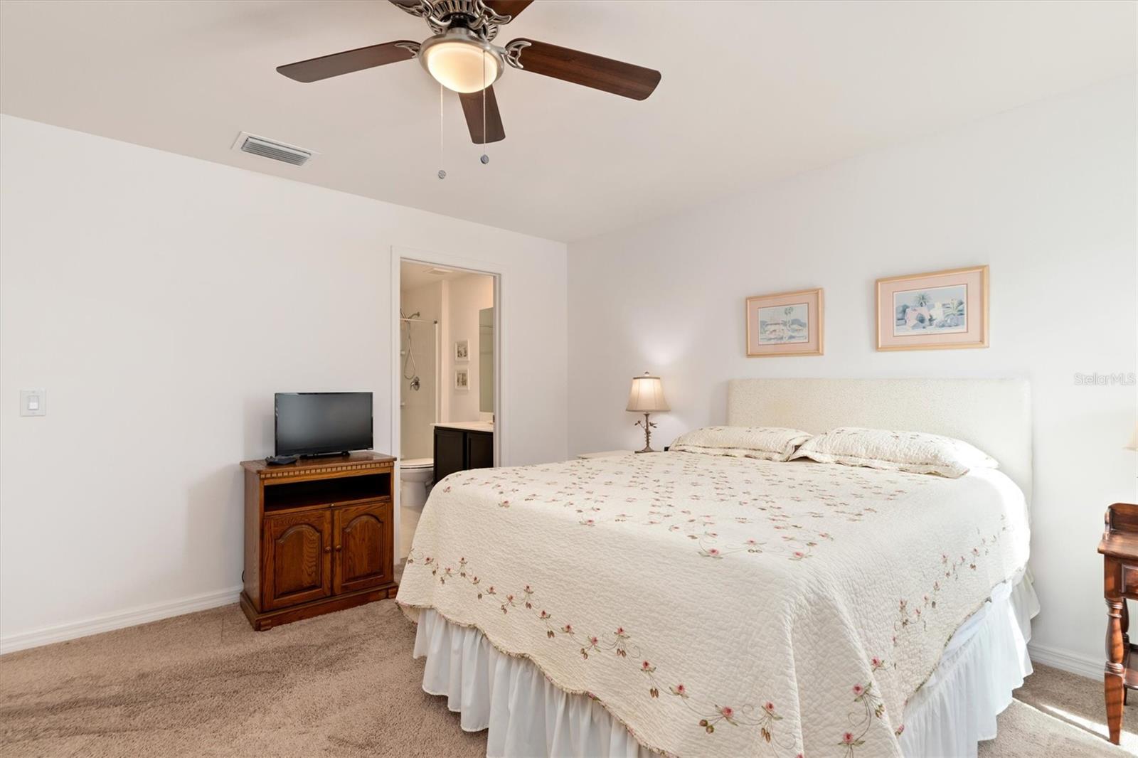 3134 Perugia St Property Photo 9