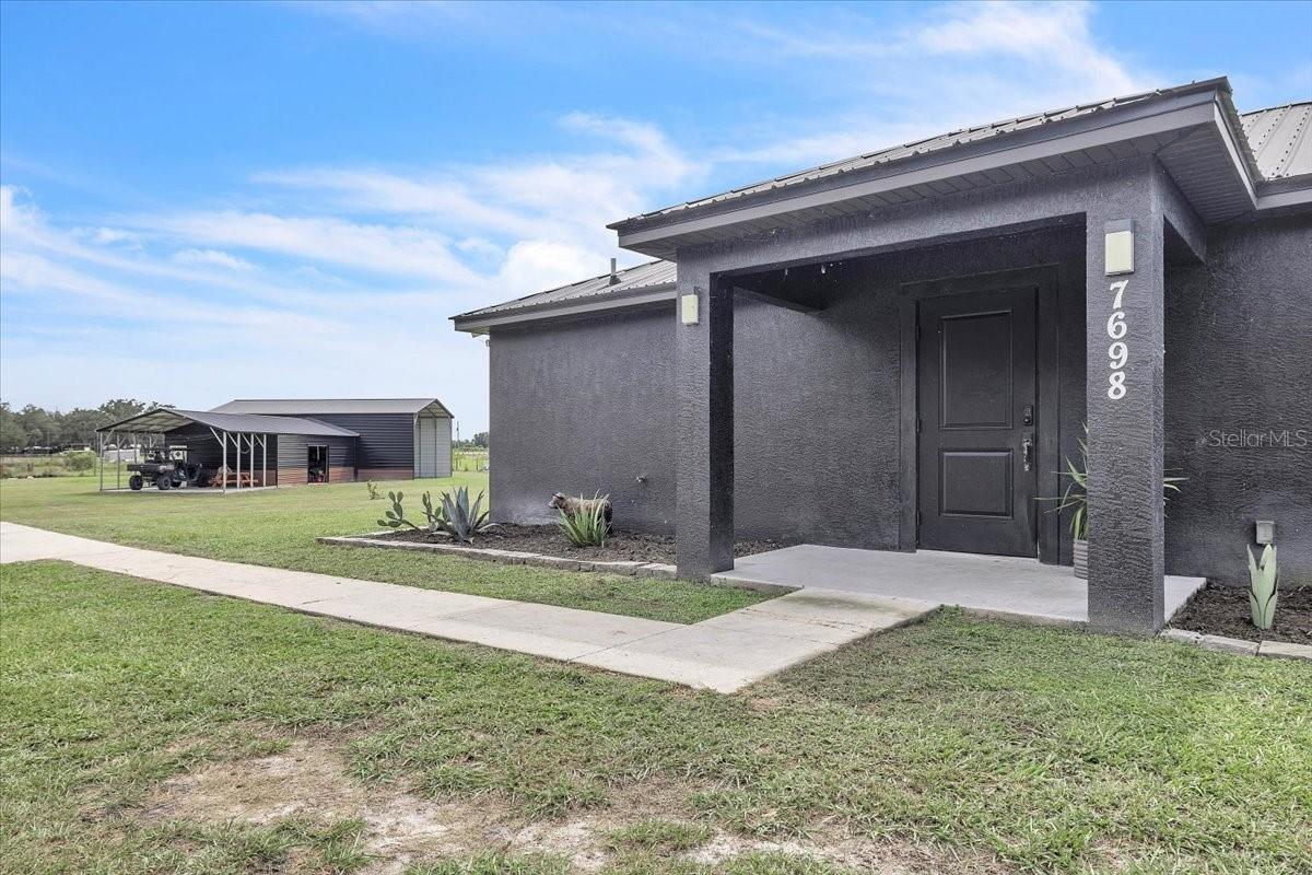 7698 Sw Senate St Property Photo 4