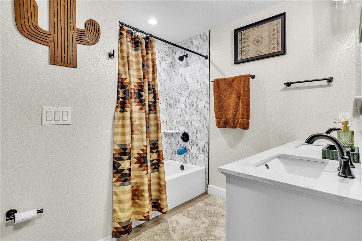 7698 Sw Senate St Property Photo 28
