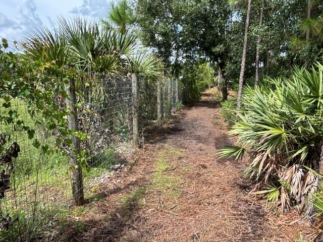 Tropicaire Blvd Property Photo 18