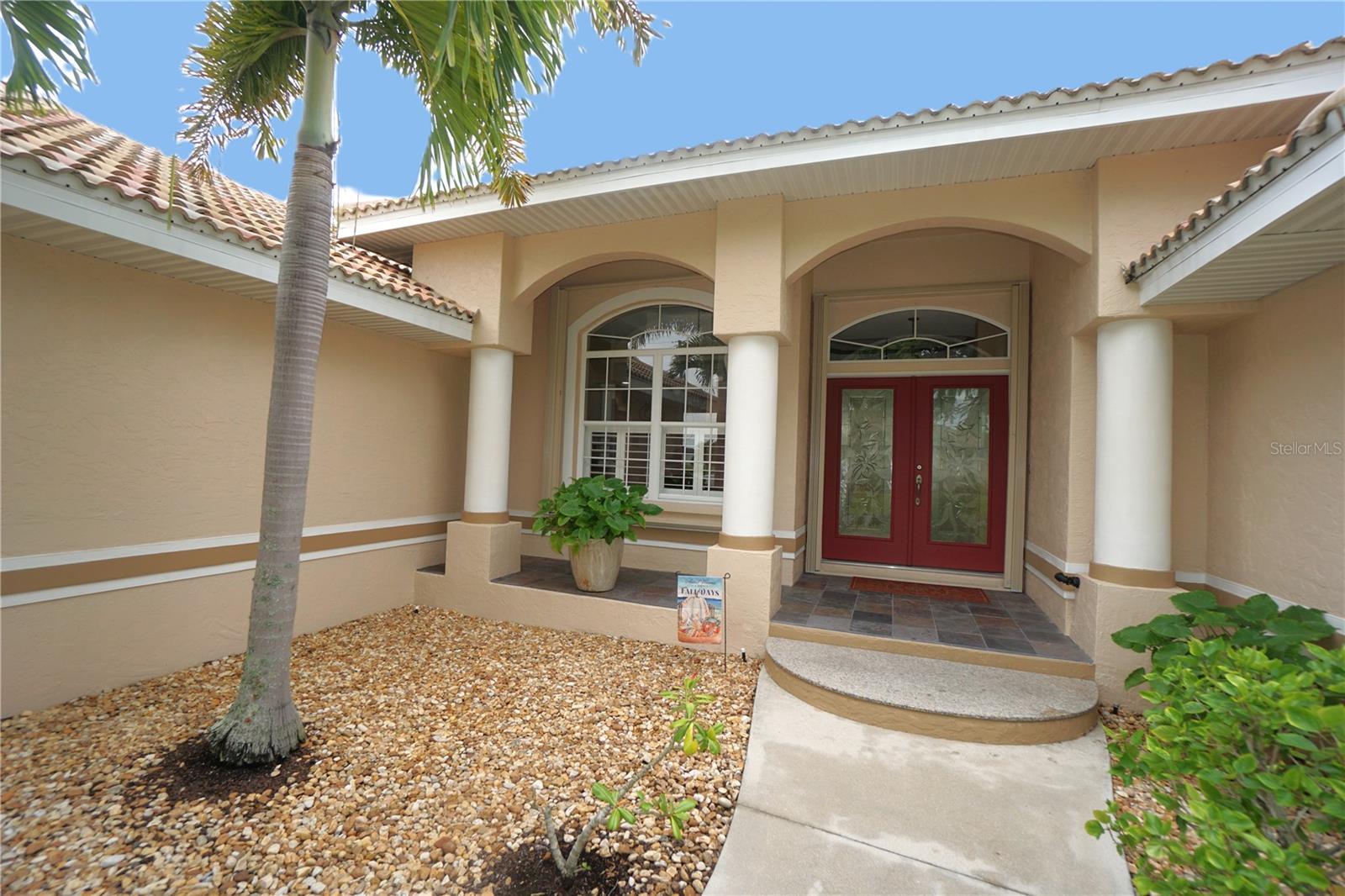 17123 Barcrest Ln Property Photo 3