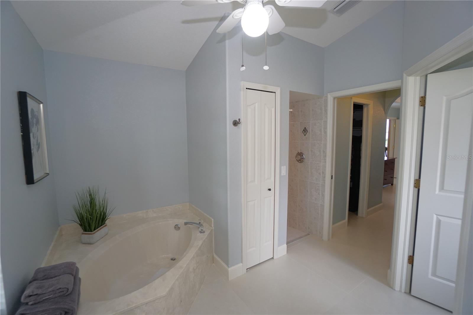17123 Barcrest Ln Property Photo 18