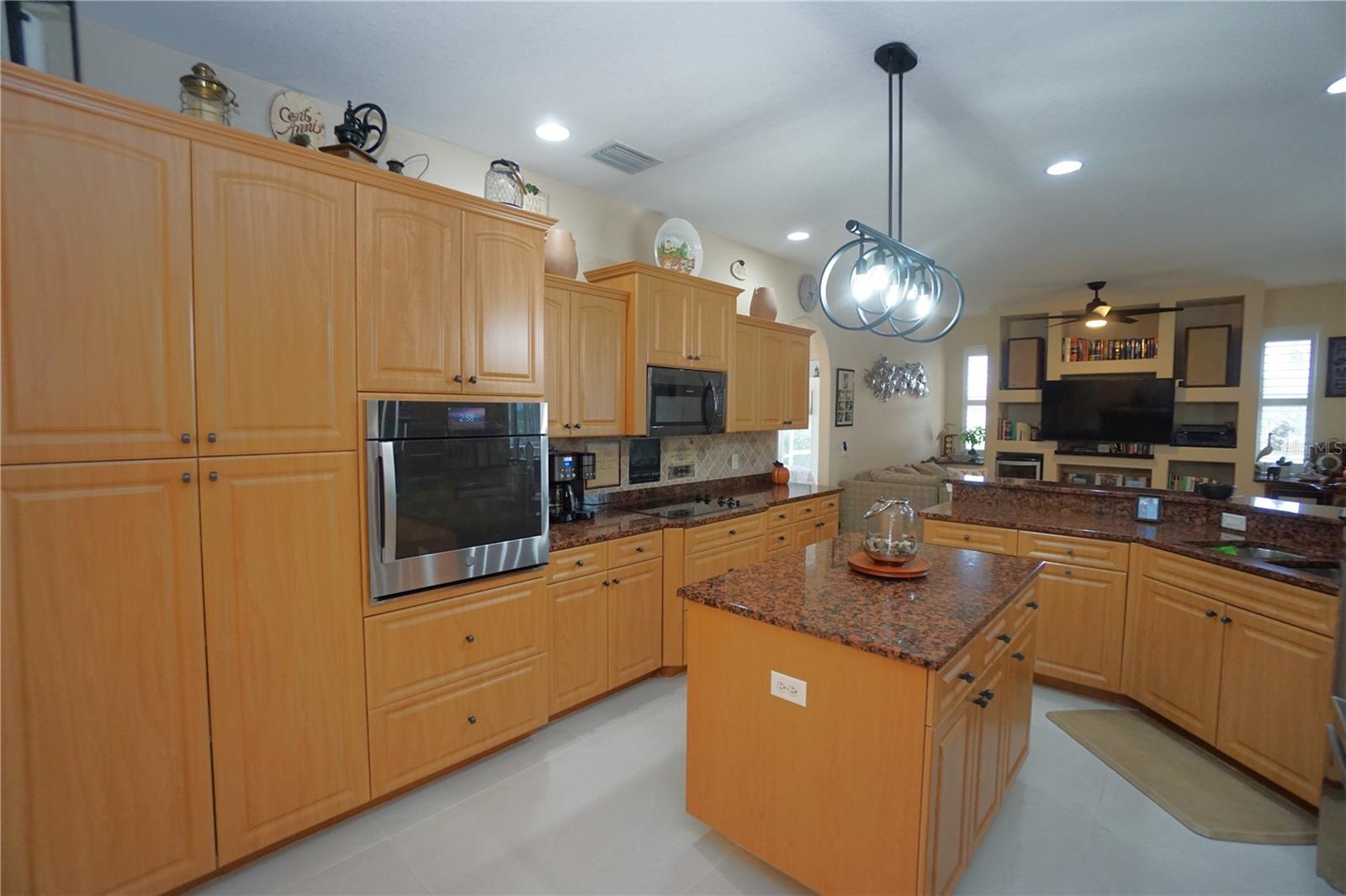17123 Barcrest Ln Property Photo 27
