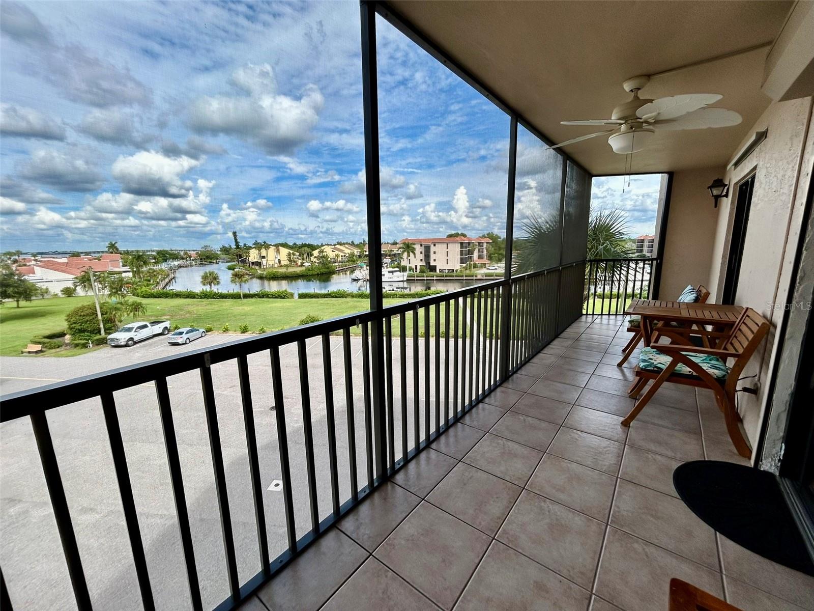 25188 Marion Ave #e306 Property Photo 15