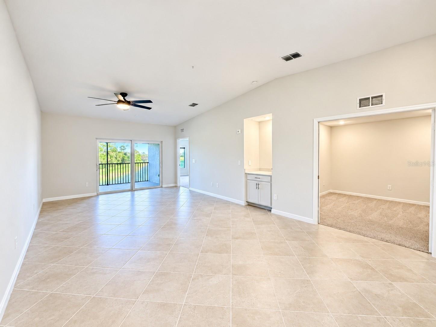 17475 Opal Sand Dr #207 Property Photo 5