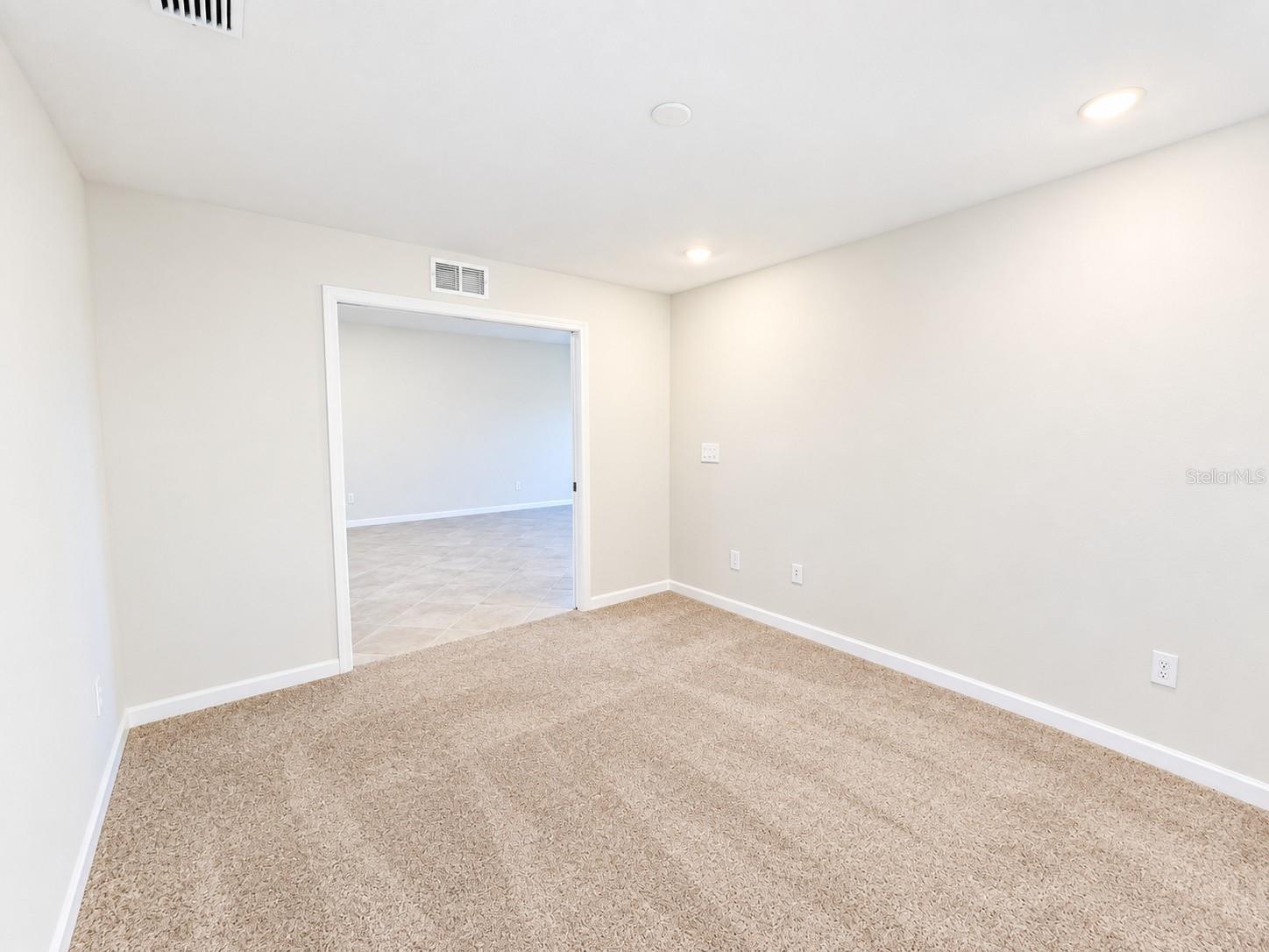 17475 Opal Sand Dr #207 Property Photo 6