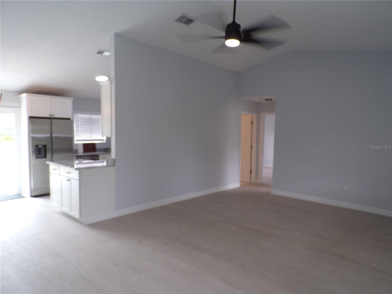 18083 Regan Ave Property Photo 5