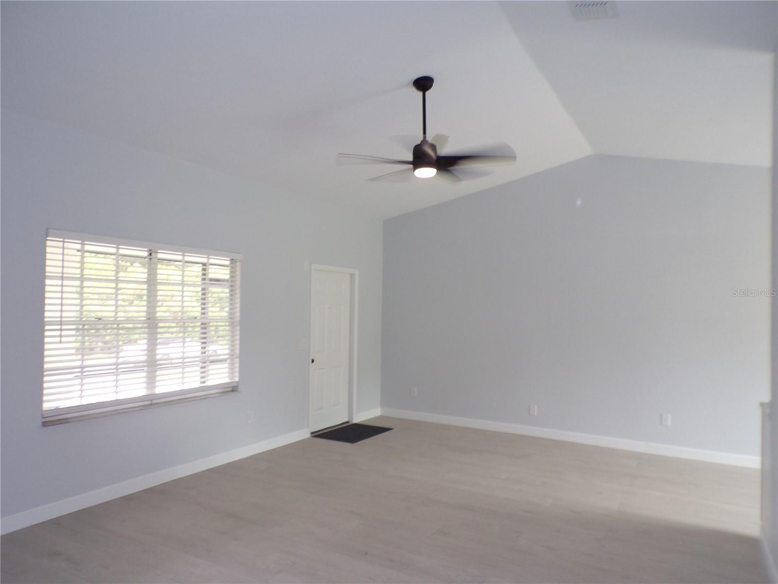 18083 Regan Ave Property Photo 16