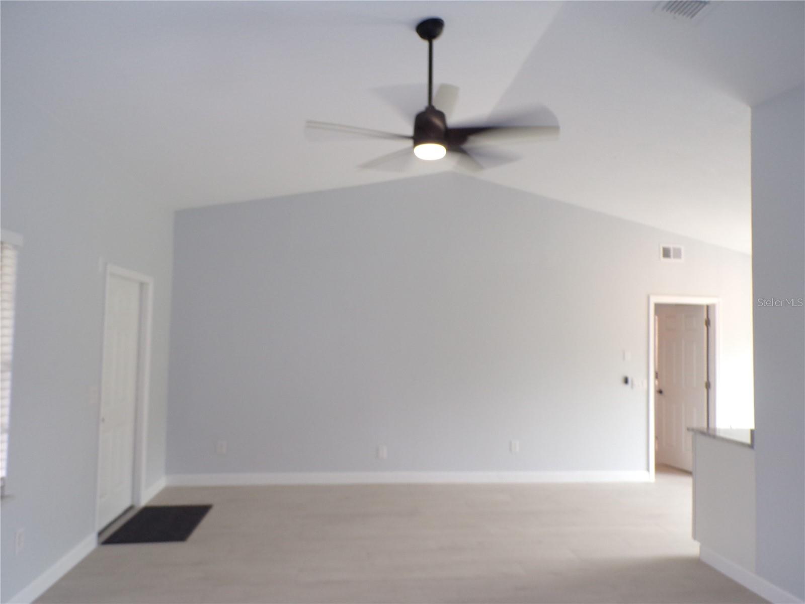 18083 Regan Ave Property Photo 31