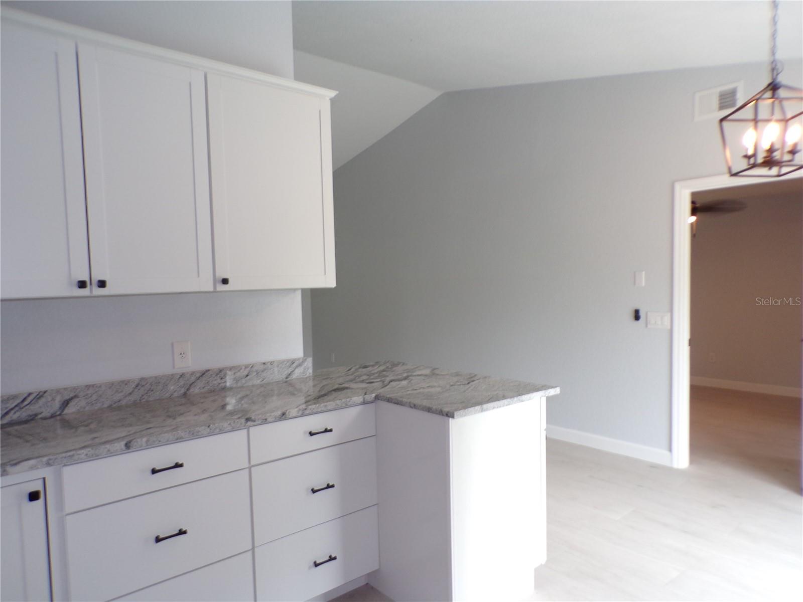 18083 Regan Ave Property Photo 33