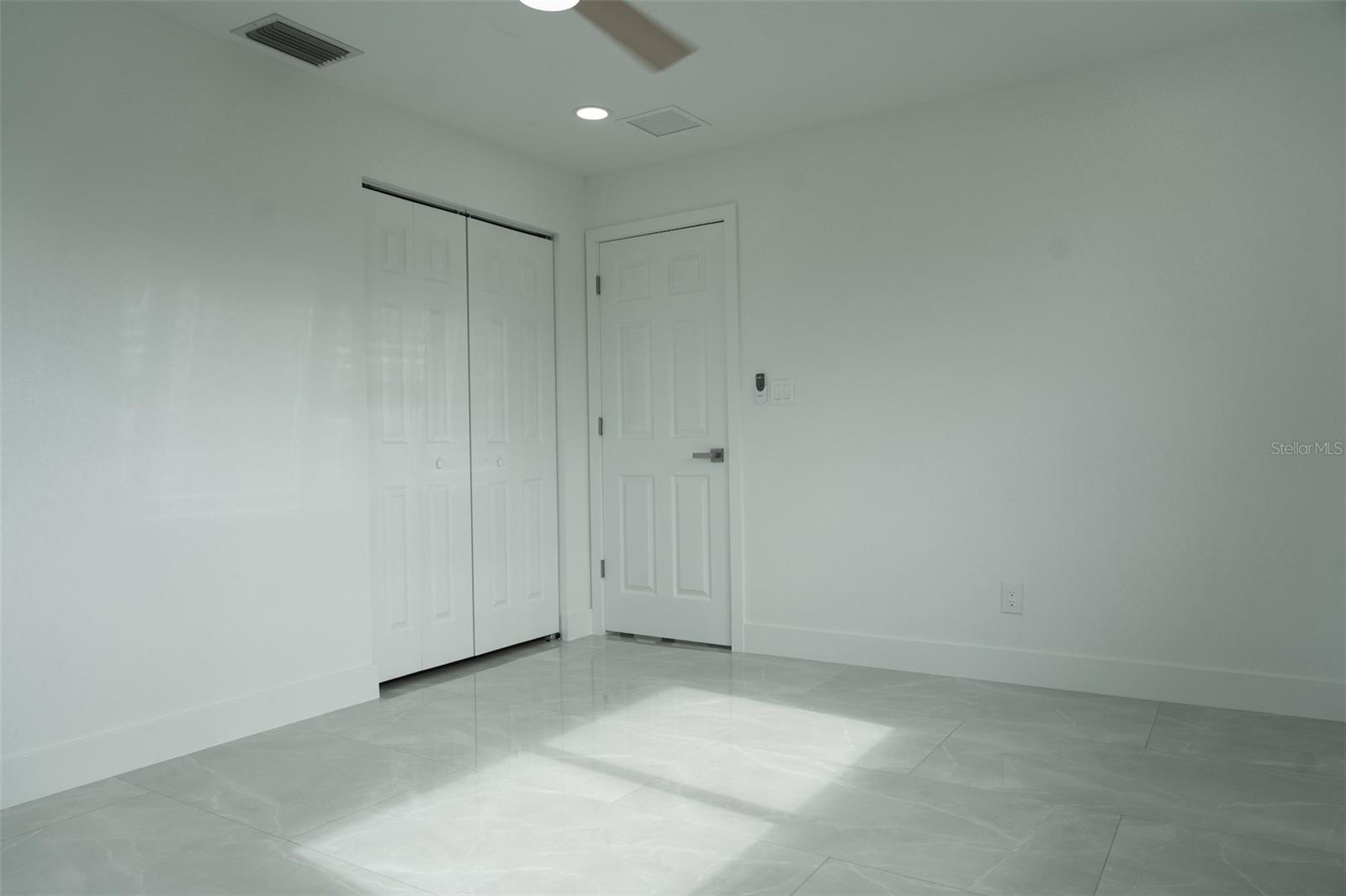 2464 Warne St Property Photo 21