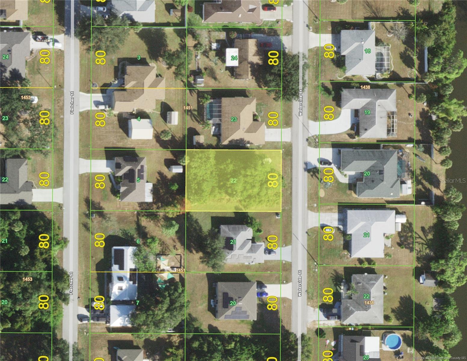 1165 WATERSIDE ST Property Photo 1