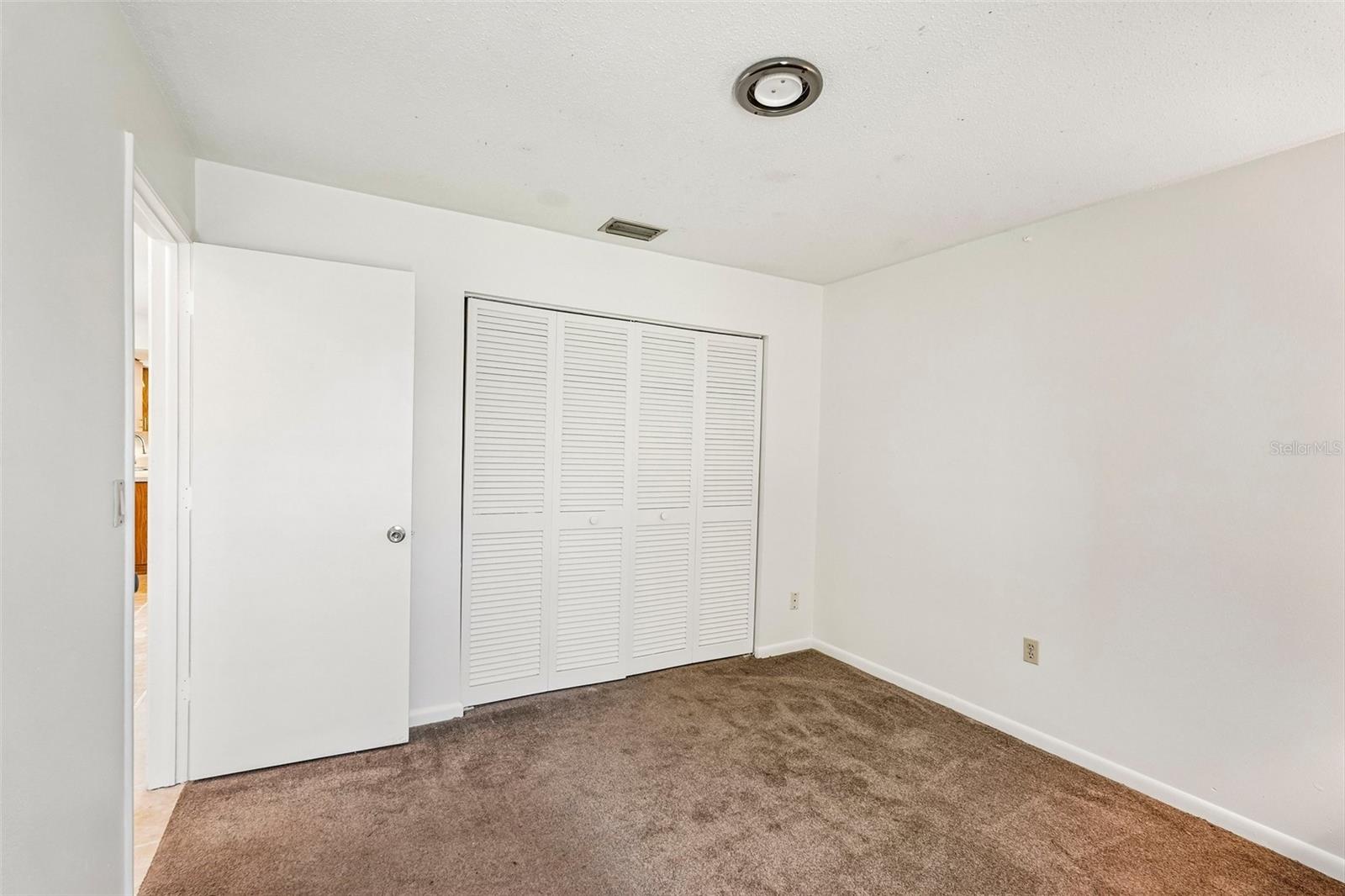 21286 Giddings Ave Property Photo 15