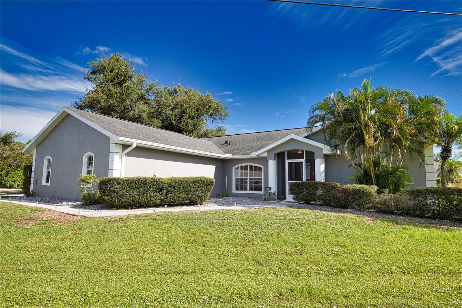 23010 Peachland Blvd Property Photo 1