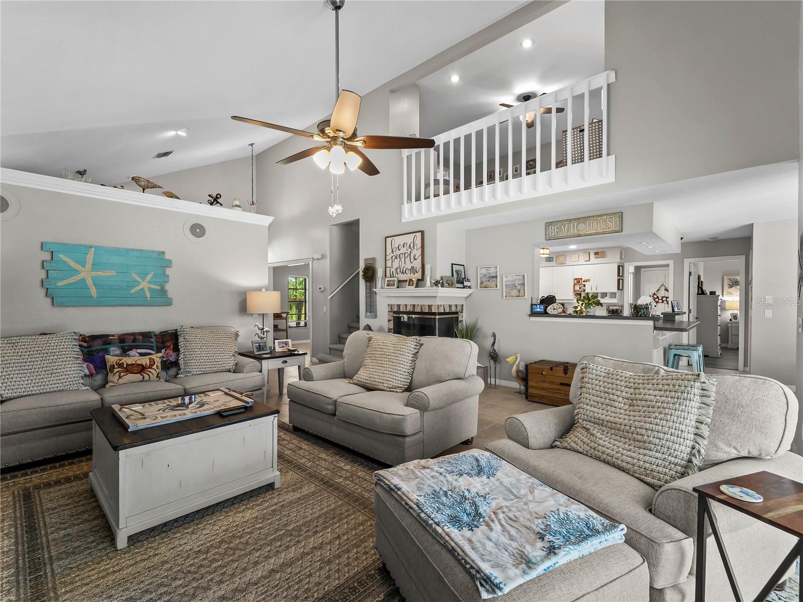 1365 Razorbill Ln Property Photo 17