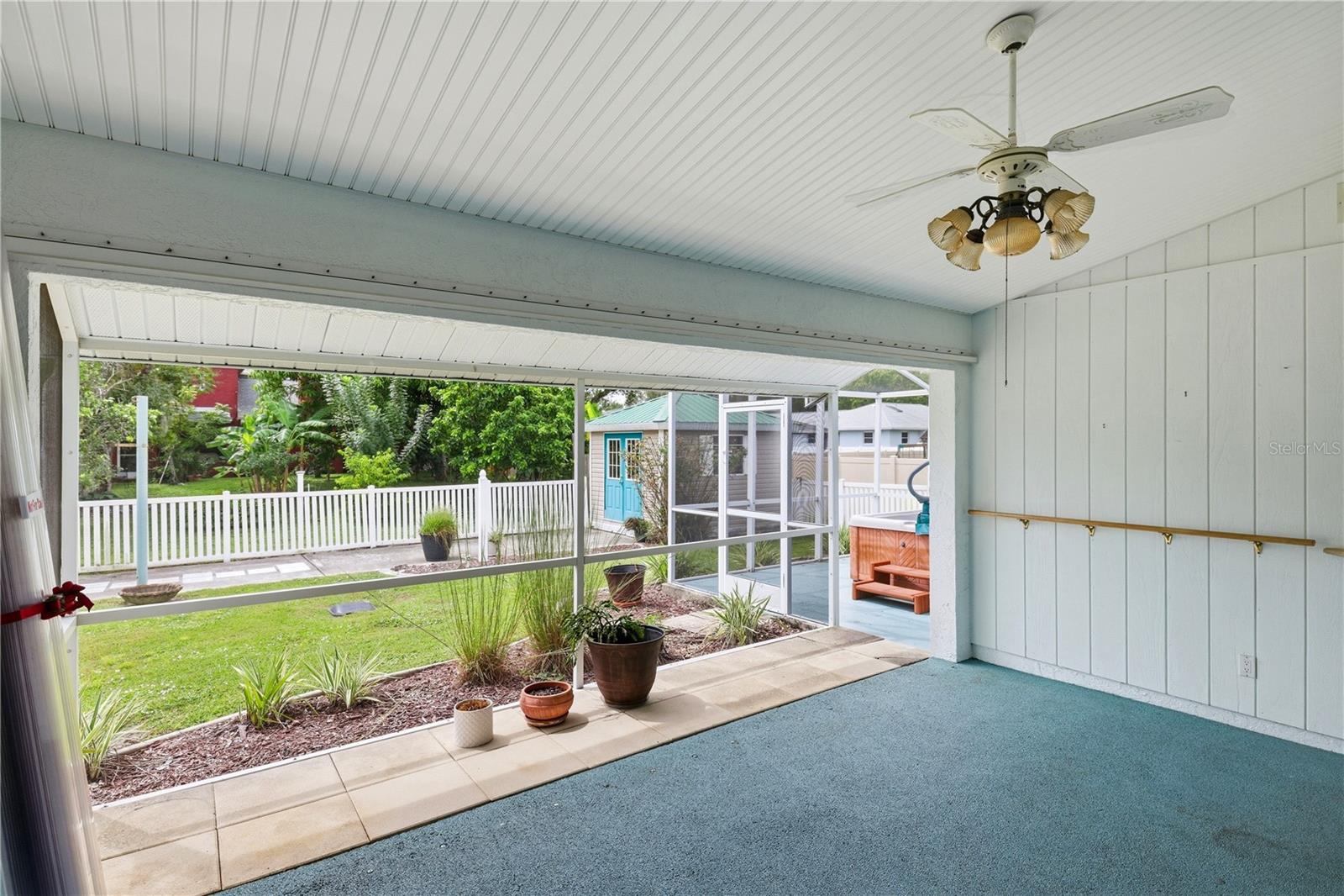 23407 Abrade Ave Property Photo 4