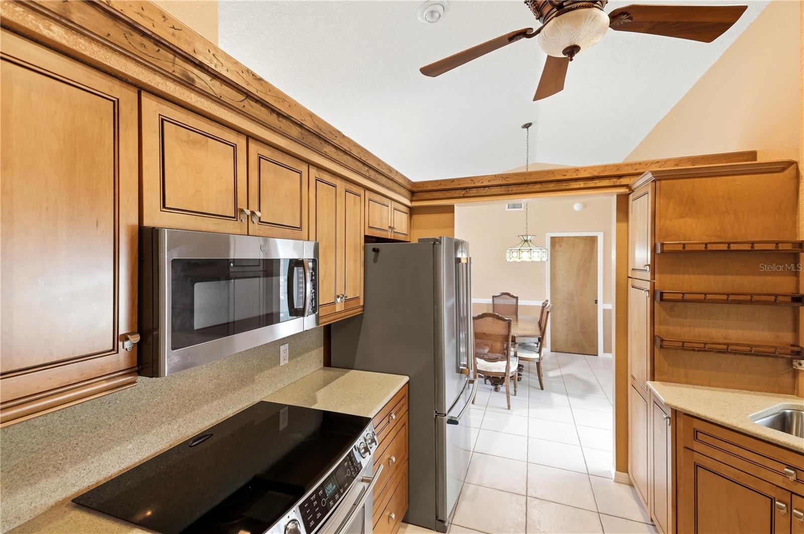 23407 Abrade Ave Property Photo 12