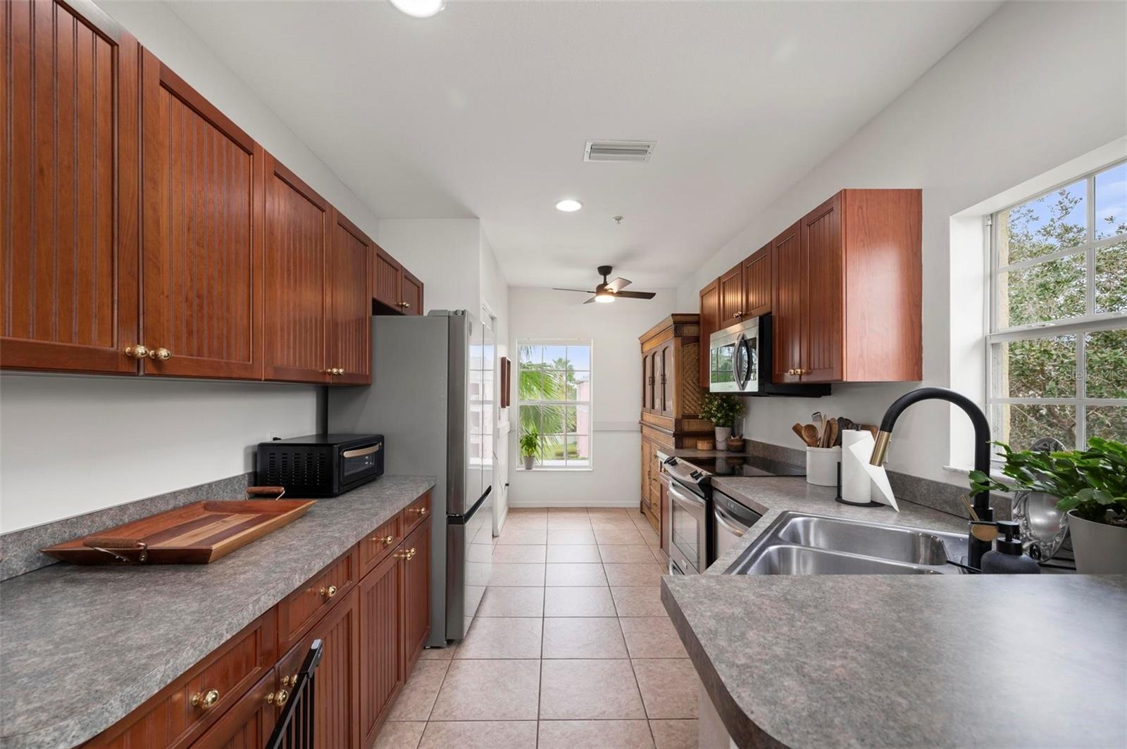 2060 Willow Hammock Cir #301 Property Photo 15