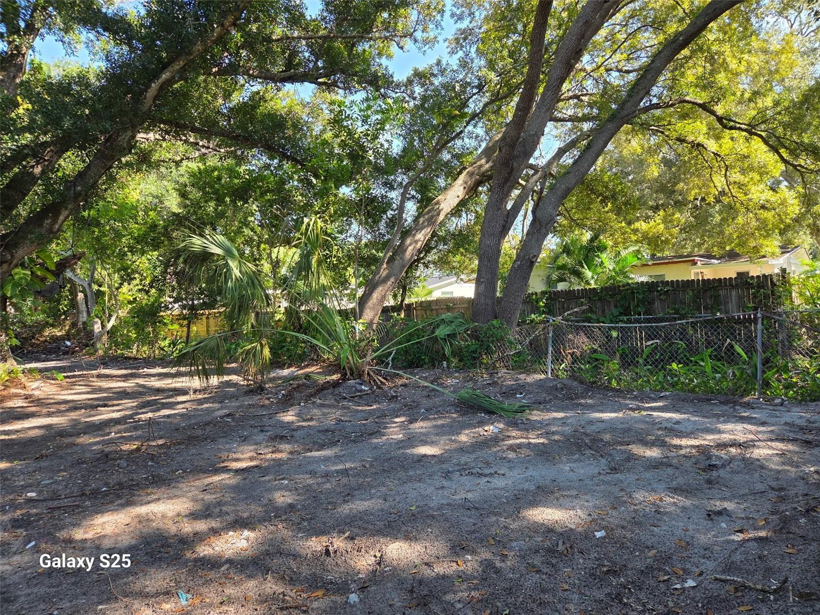 4044 S Mark Dr Property Photo 2