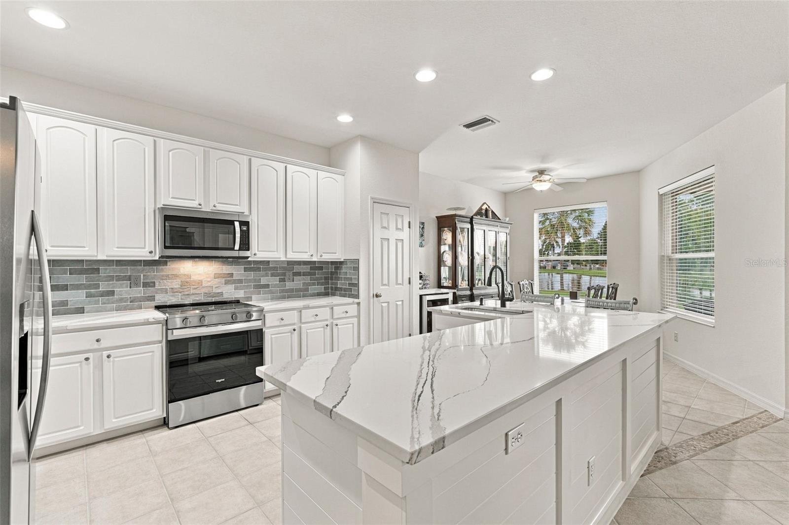 27824 Arrowhead Cir Property Photo 11
