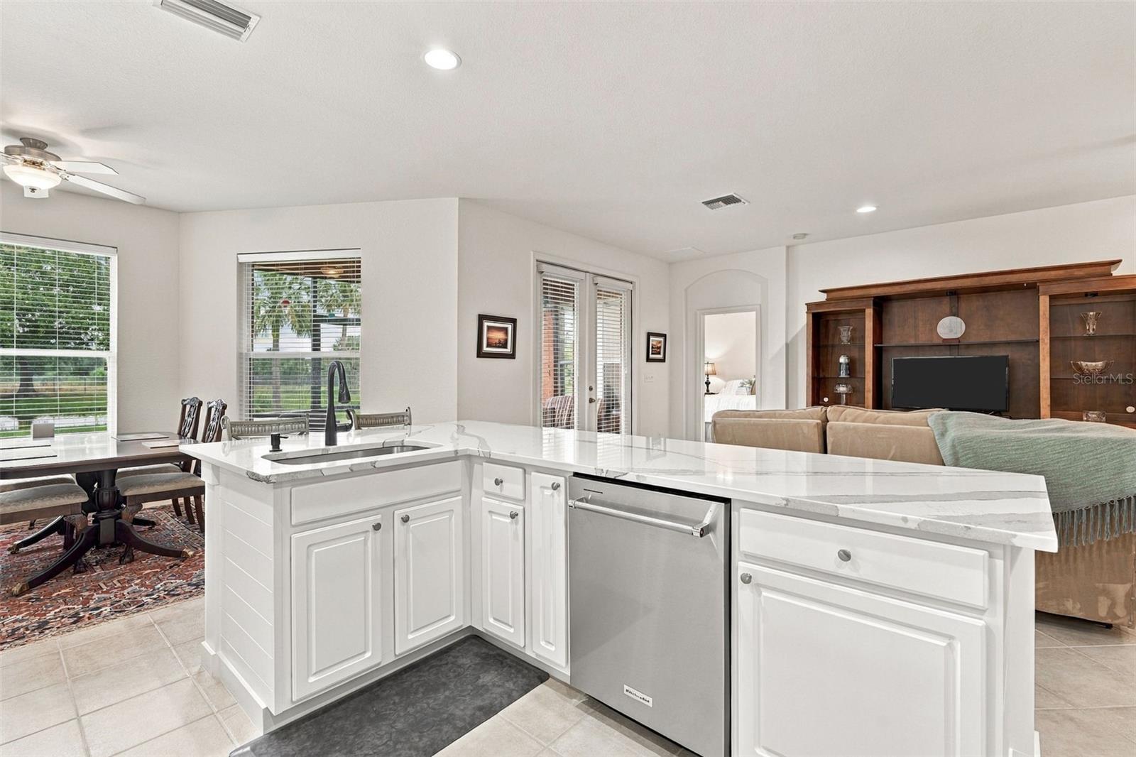 27824 Arrowhead Cir Property Photo 12