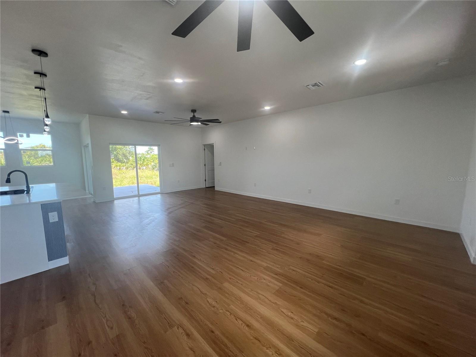 15062 Wichita Rd Property Photo 5