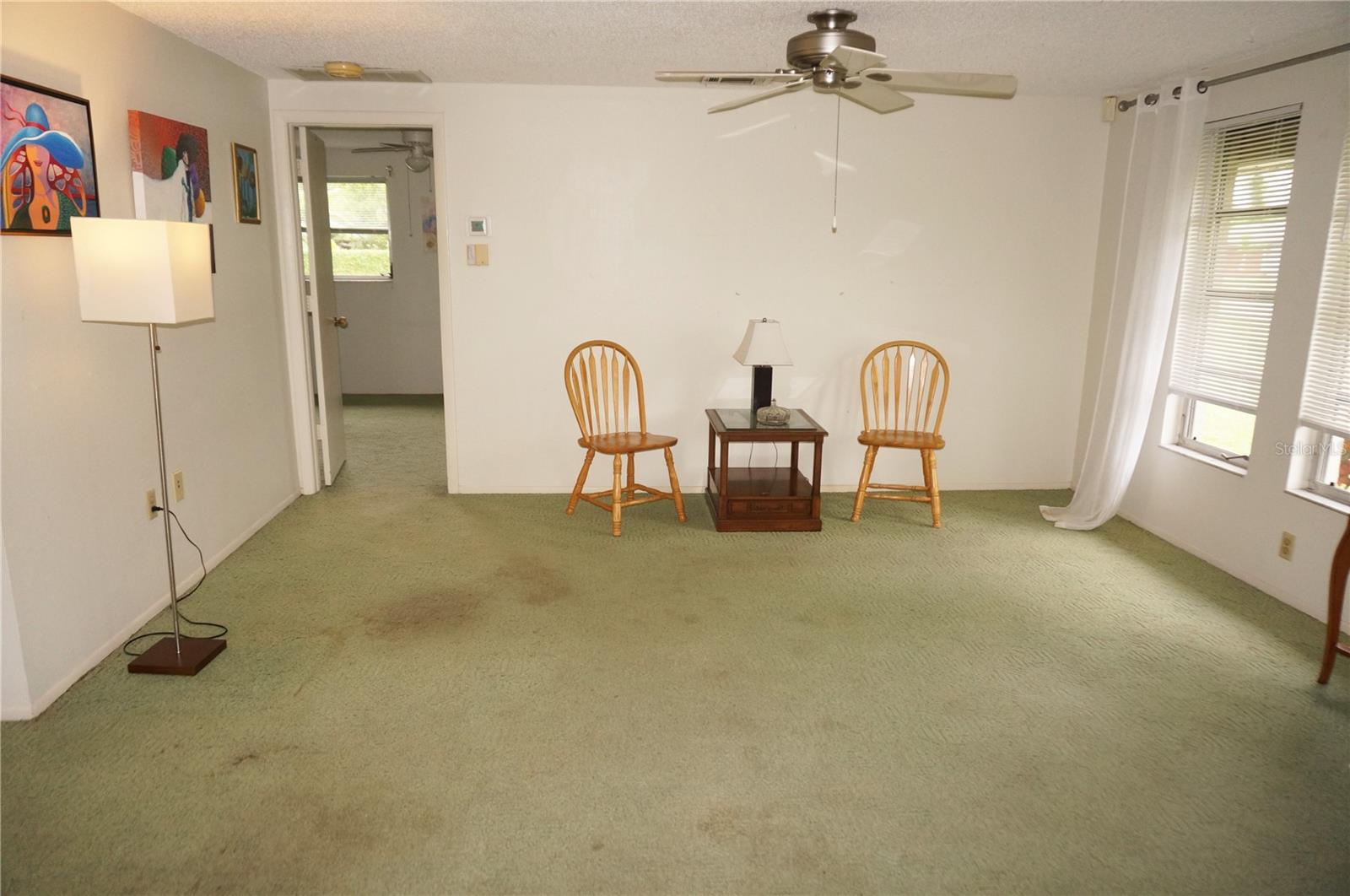2274 Lakeshore Cir Property Photo 7
