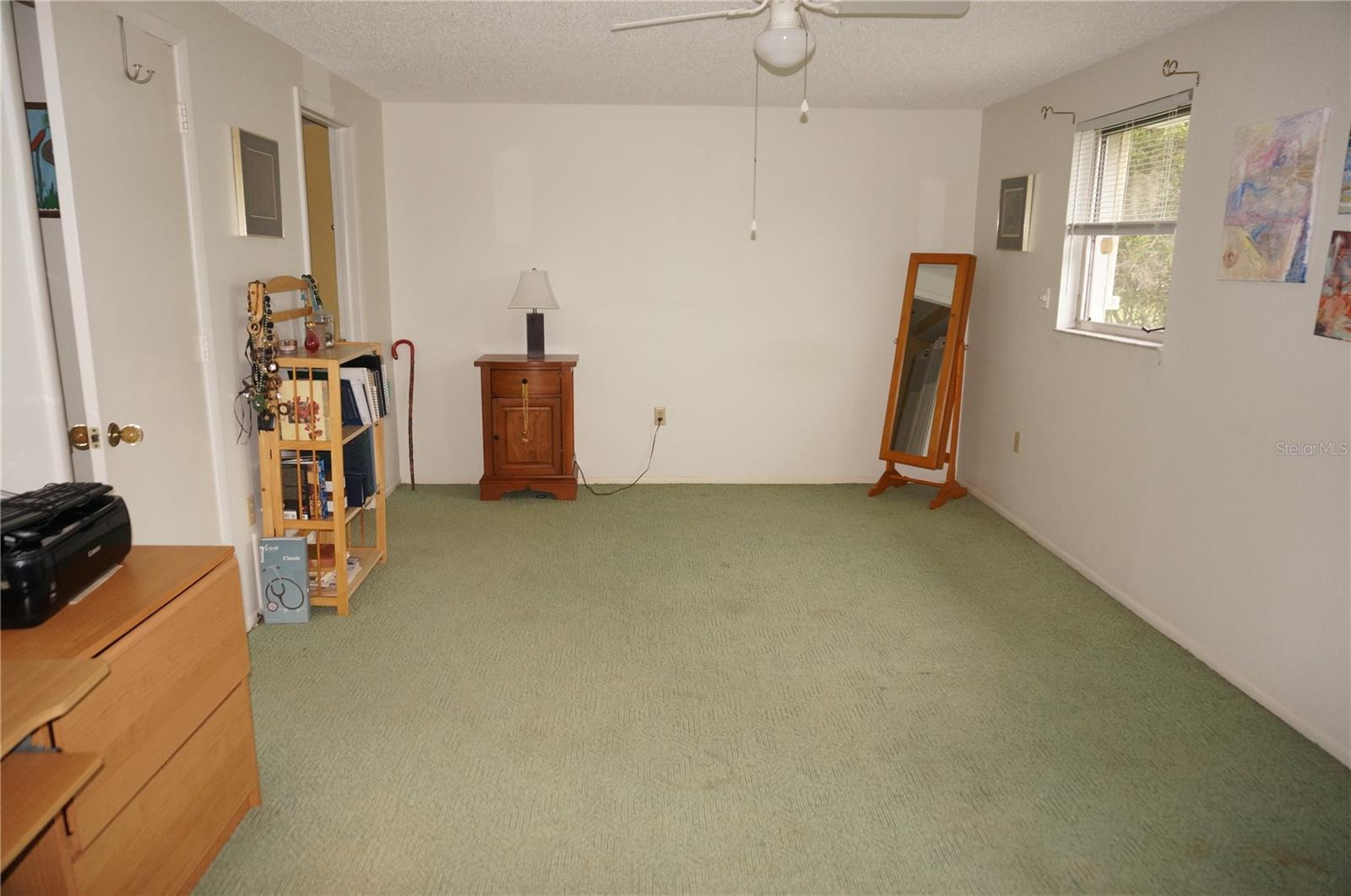 2274 Lakeshore Cir Property Photo 11