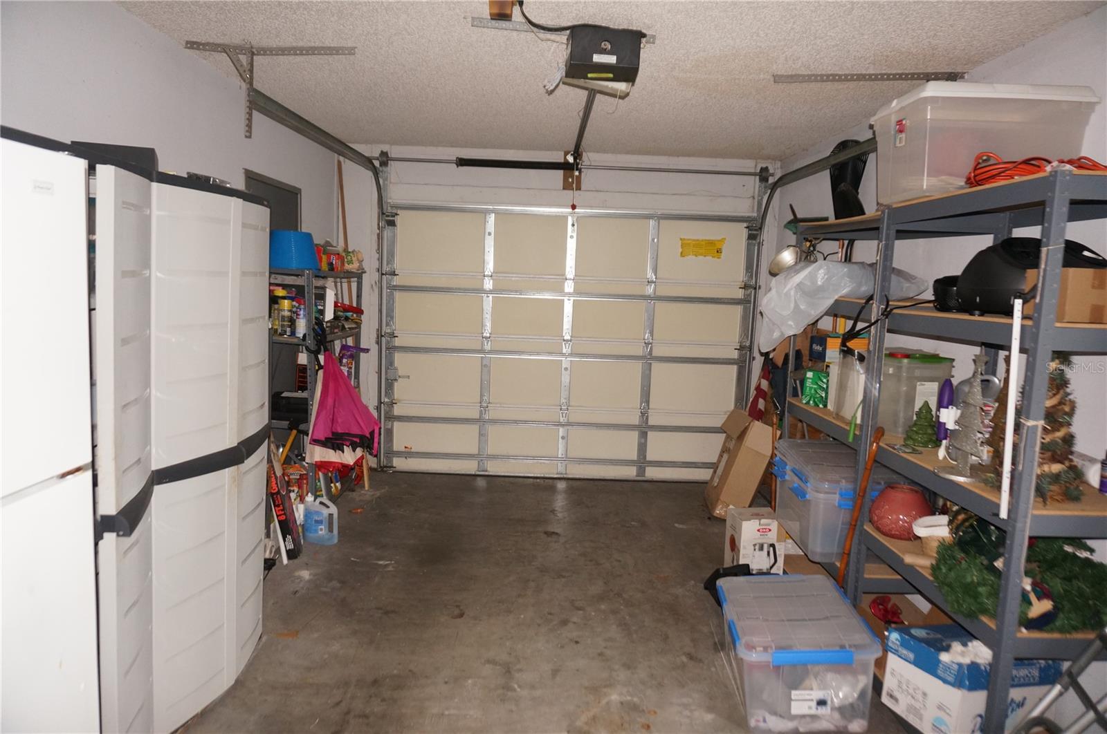 2274 Lakeshore Cir Property Photo 28