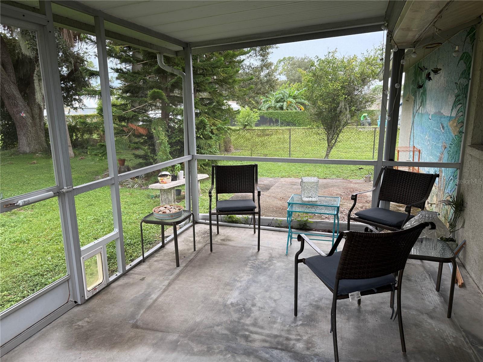 2274 Lakeshore Cir Property Photo 37