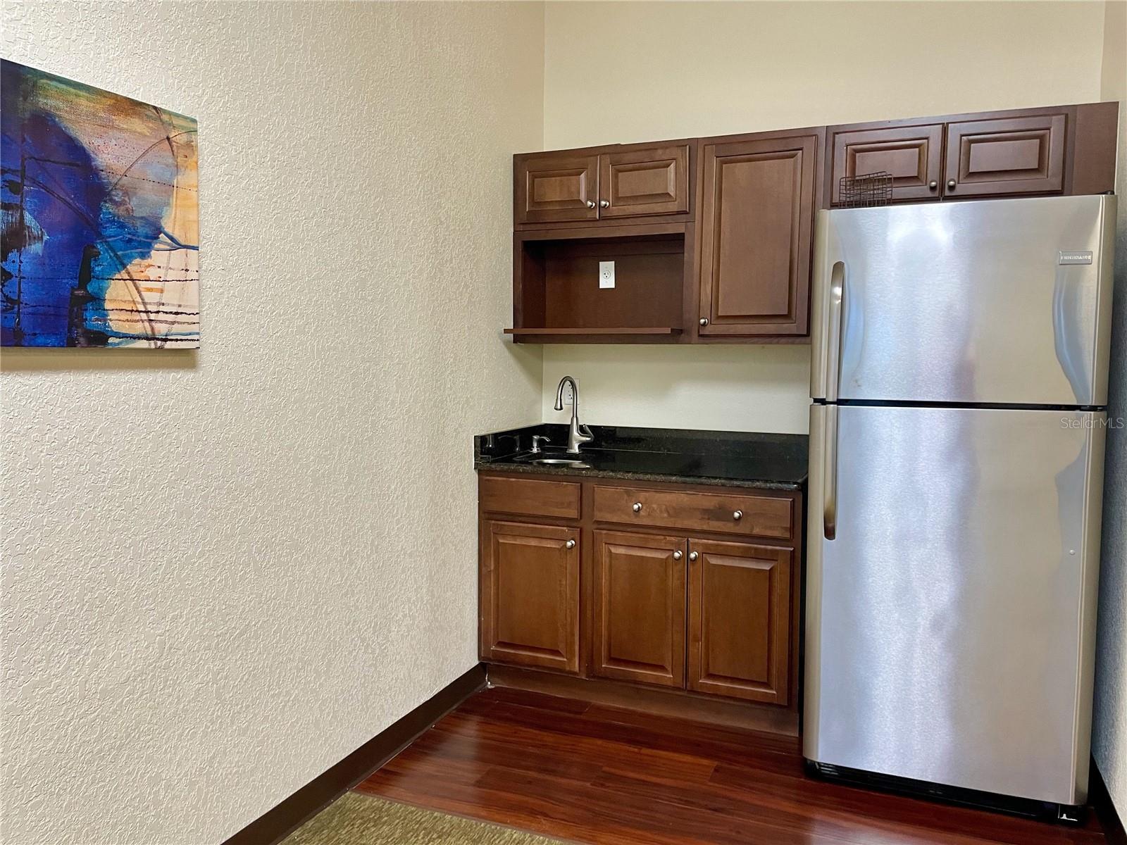 18326 Murdock Cir #101 Property Photo 9