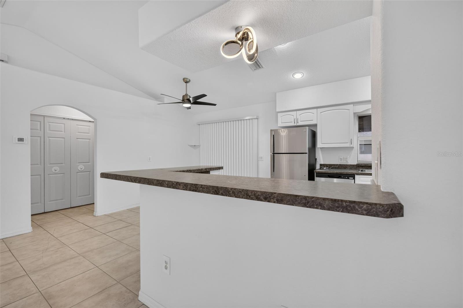 2184 Onondaga Ln Property Photo 18