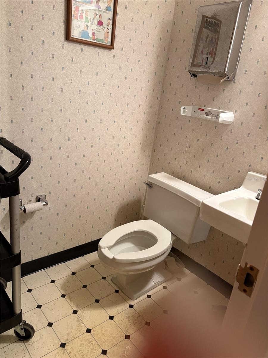 2400 Harbor Blvd #21 - 22 Property Photo 20
