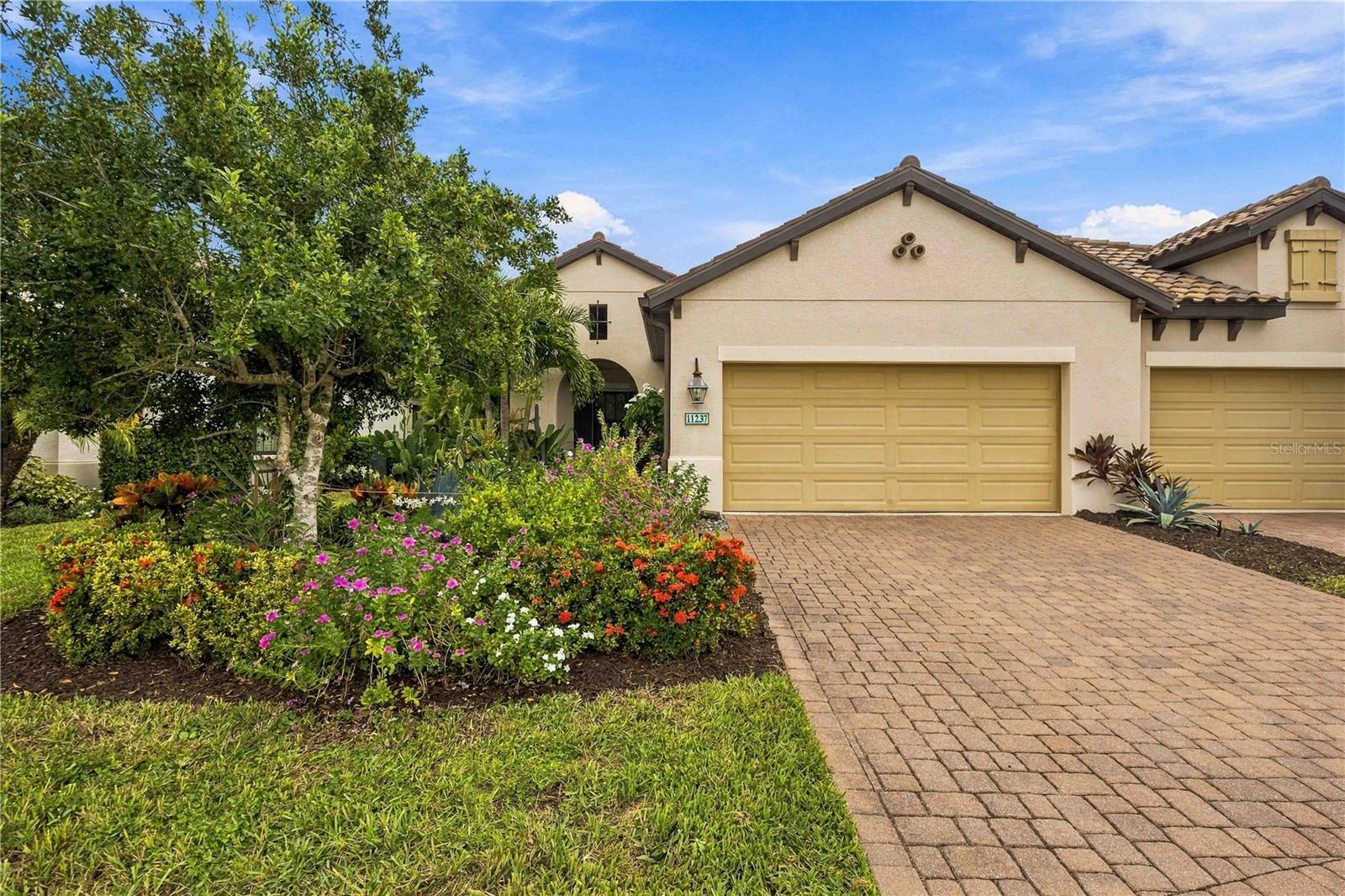 11237 MCDERMOTT CT Property Photo 1