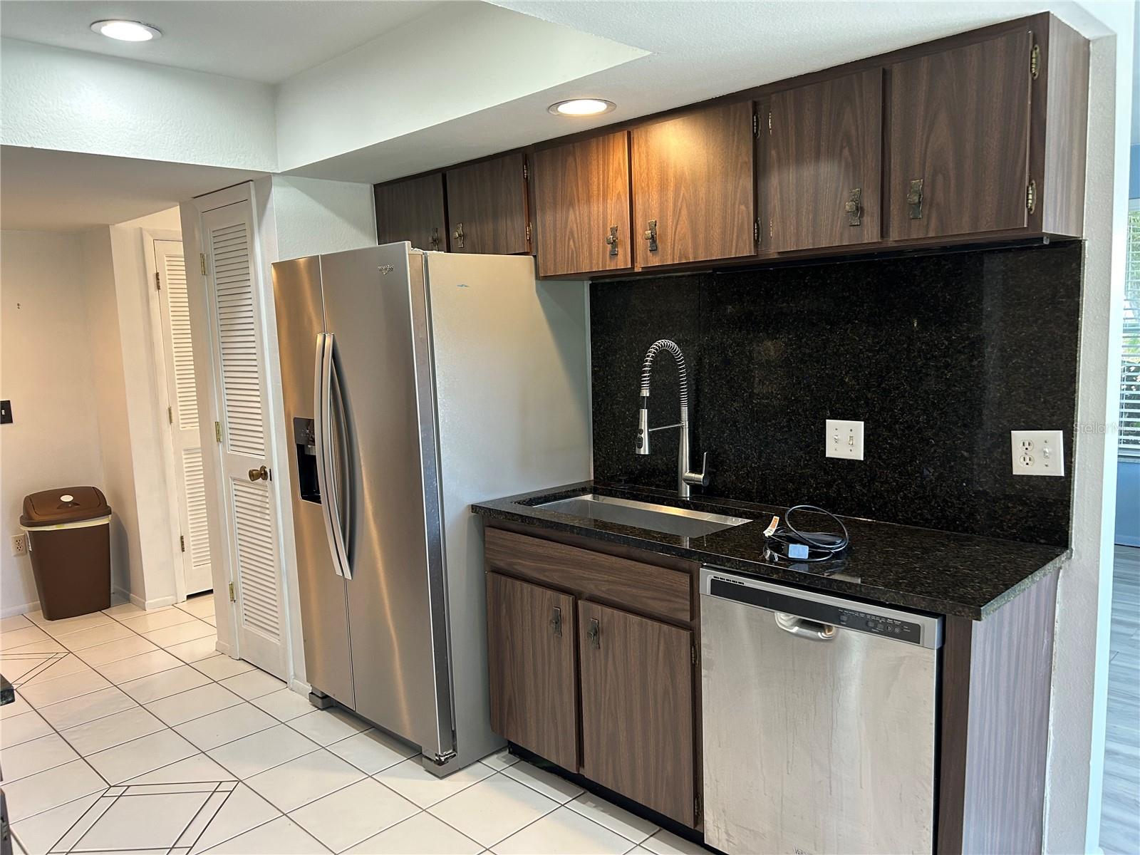 25226 Puerta Dr Property Photo 4