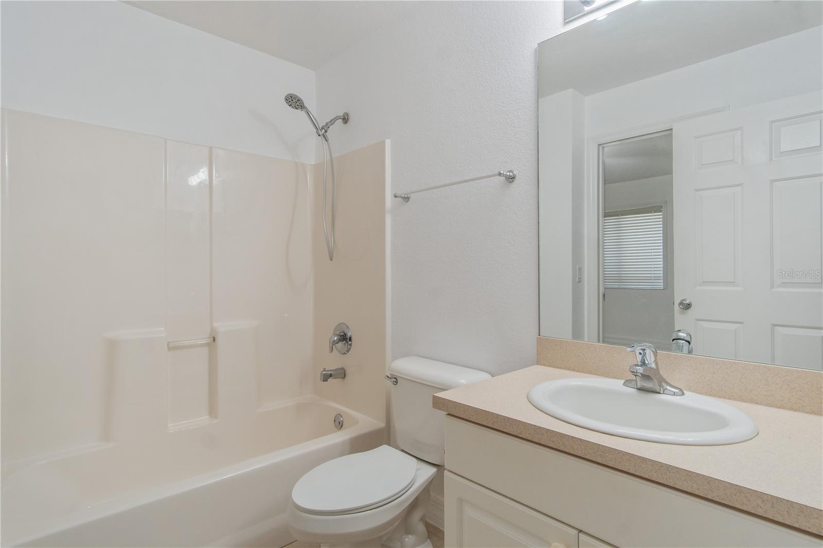 17433 Harris Ave Property Photo 22