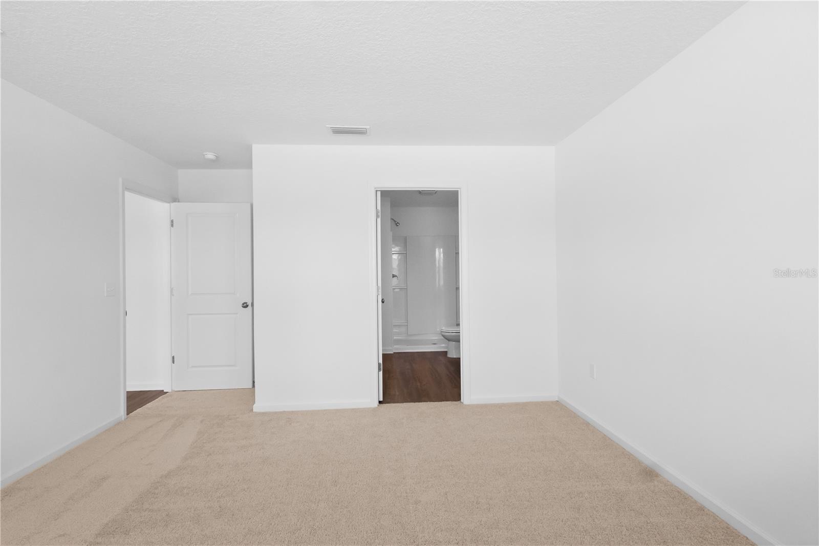 14315 Nw 162nd Pl Property Photo 9