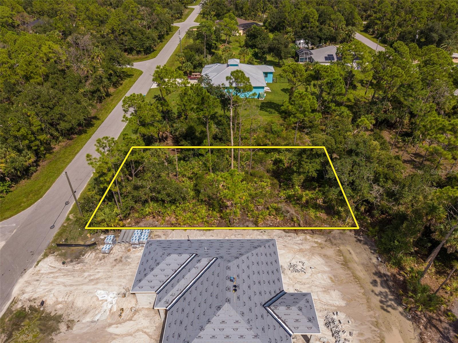 1252 Adalia Ter Property Photo 11
