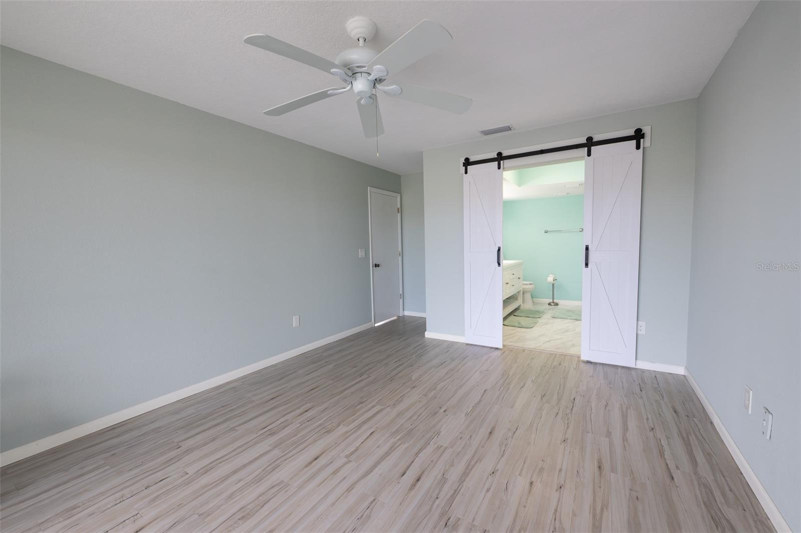 1318 Wesley Dr #124b Property Photo 11