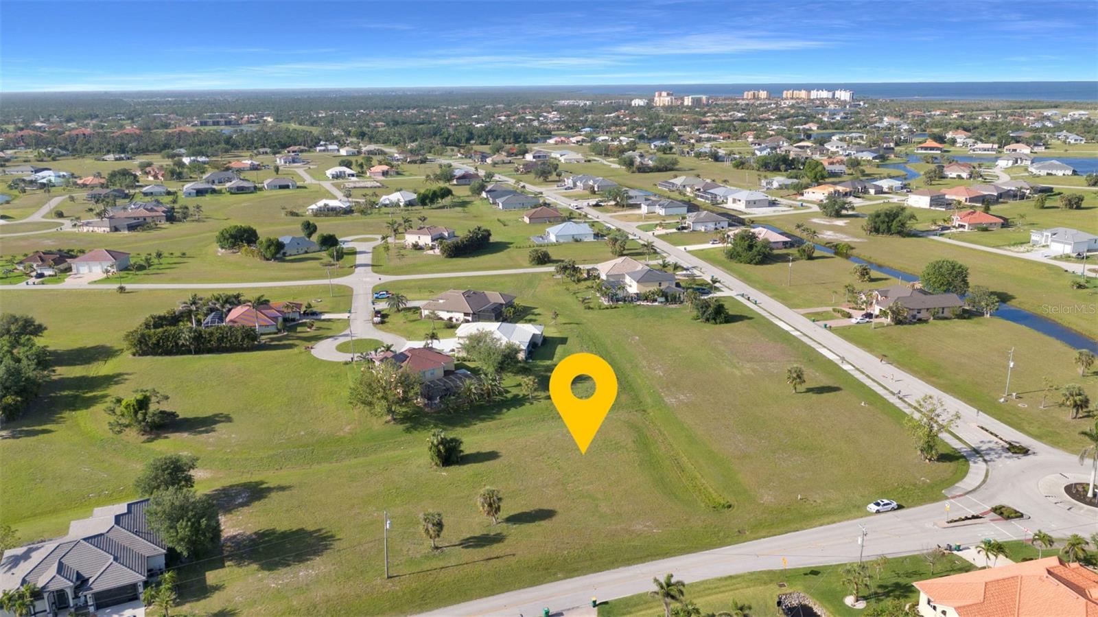 24323 PEPPERCORN RD Property Photo 1
