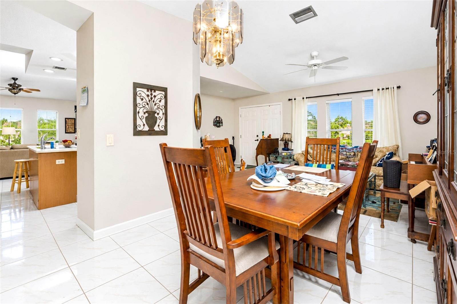 112 Cuiaba Dr Property Photo 11