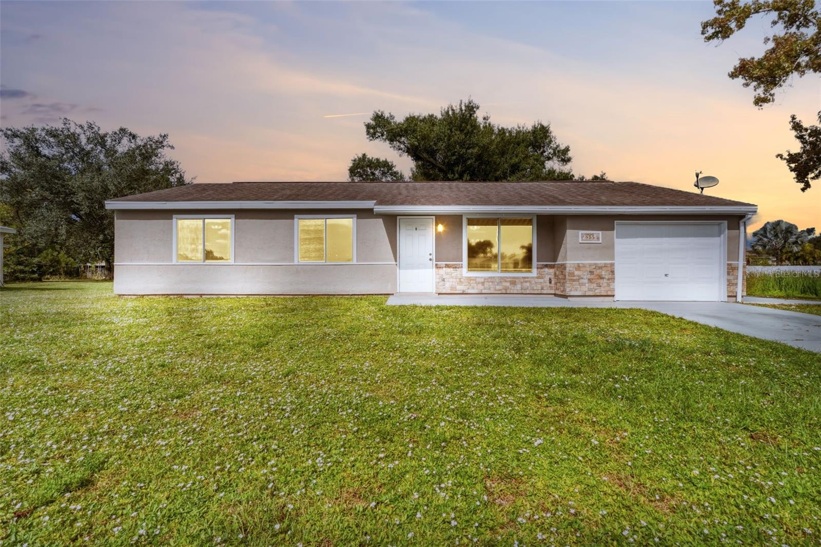 2555 PAN AMERICAN BLVD Property Photo 1
