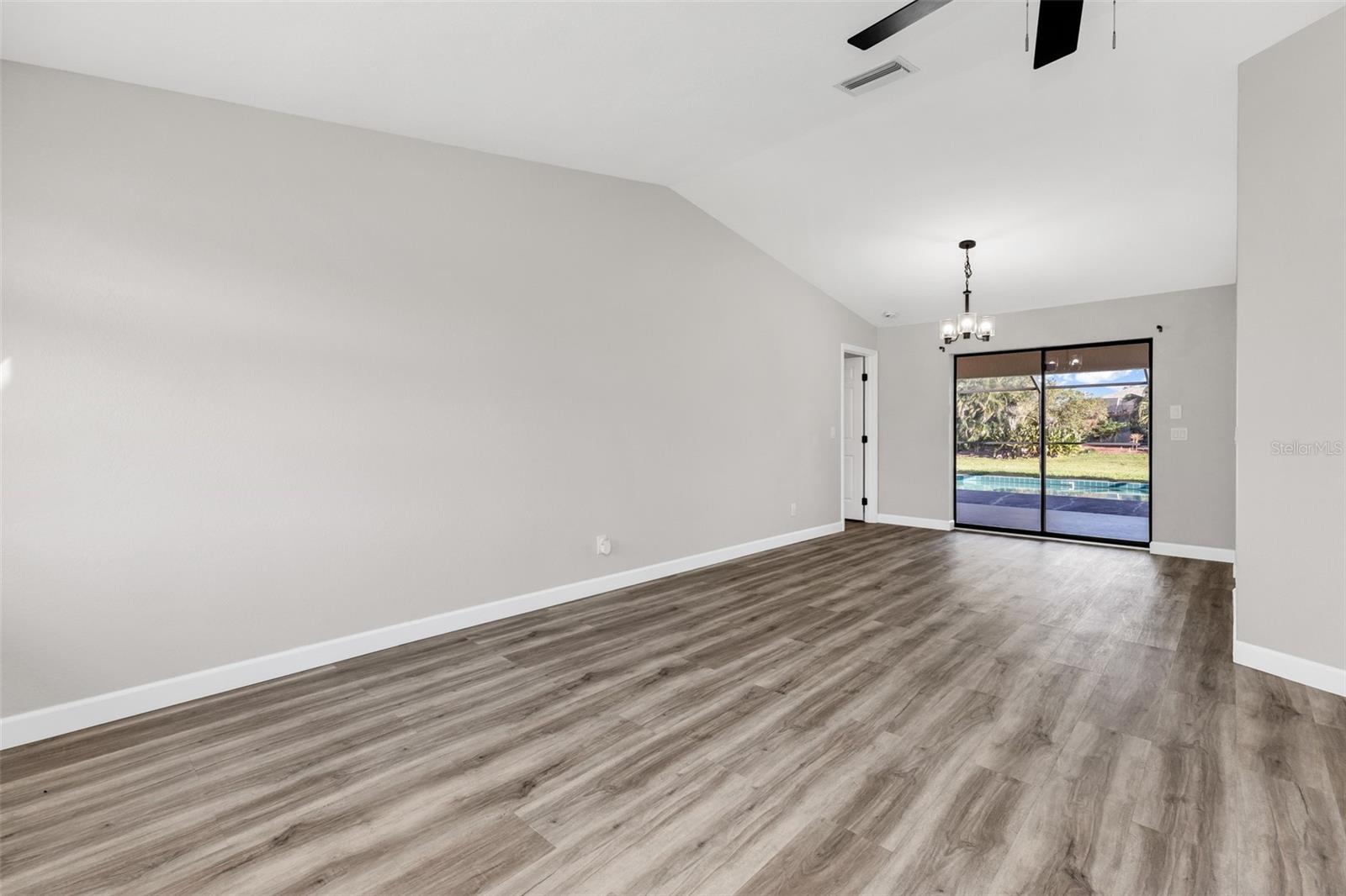 25484 Terrain Ln Property Photo 11
