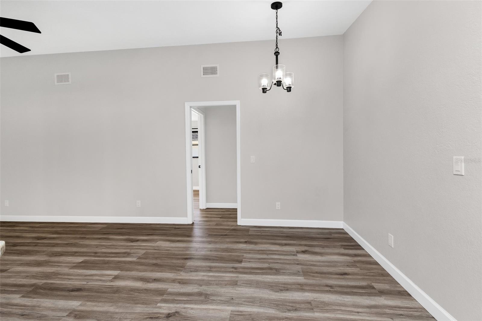25484 Terrain Ln Property Photo 18